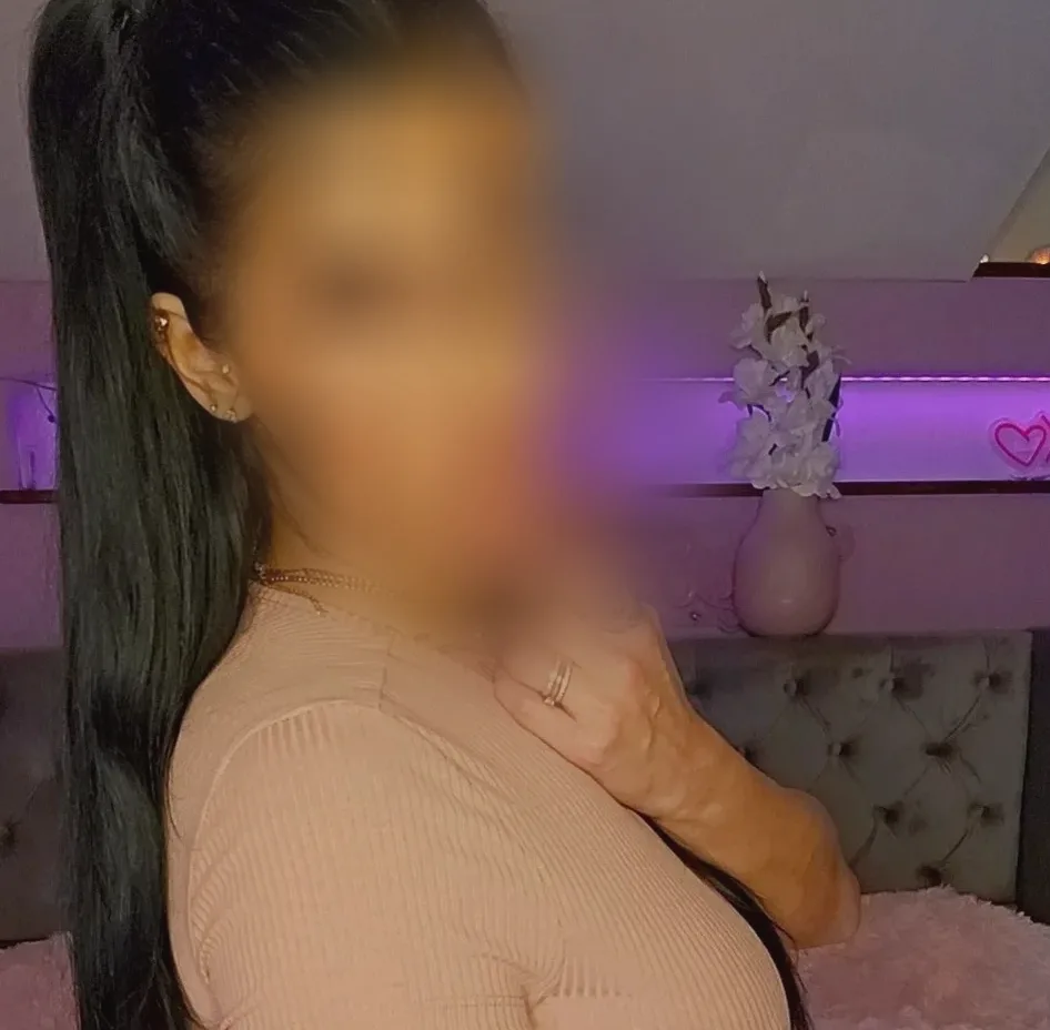 Micaela, 33 años